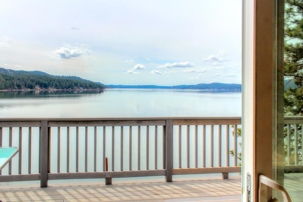 Beautiful Lake Coeur D'Alene Cabin On The Bay Hotel Mica Exterior foto