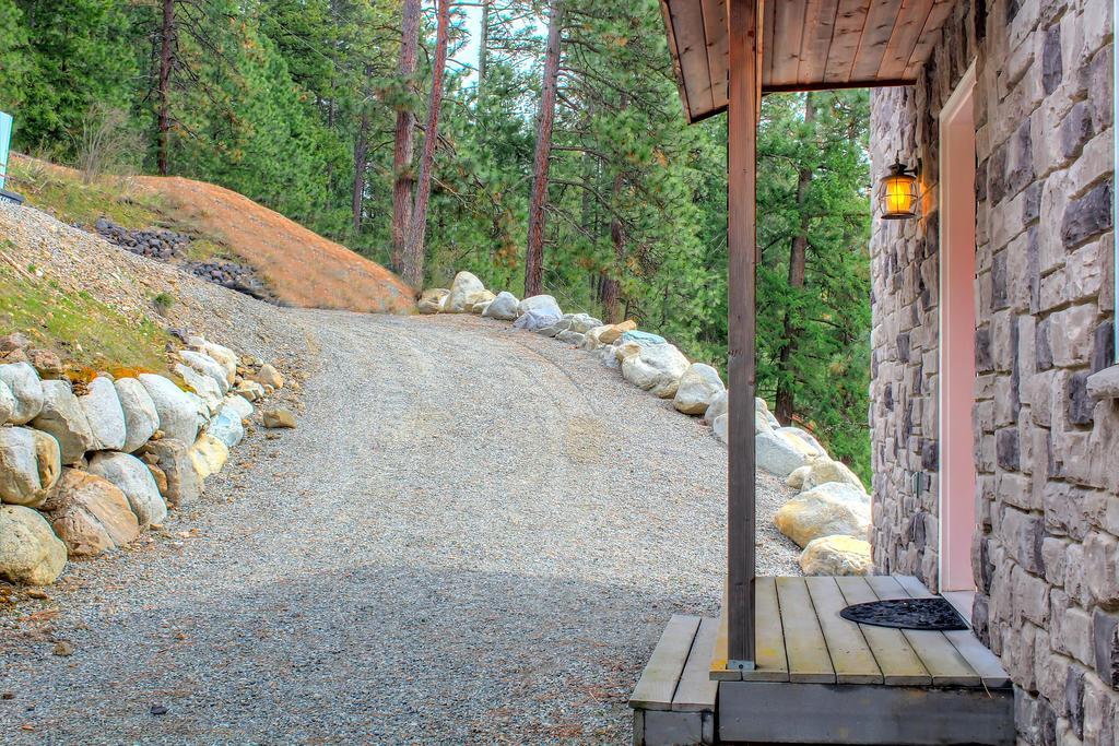 Beautiful Lake Coeur D'Alene Cabin On The Bay Hotel Mica Exterior foto